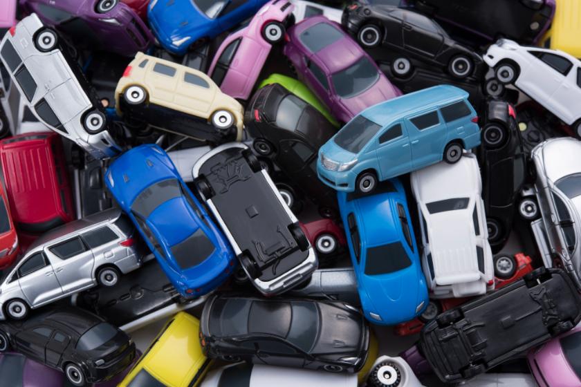 トミカを処分する方法とは？廃棄・寄付・買取などメリットと注意点を解説！