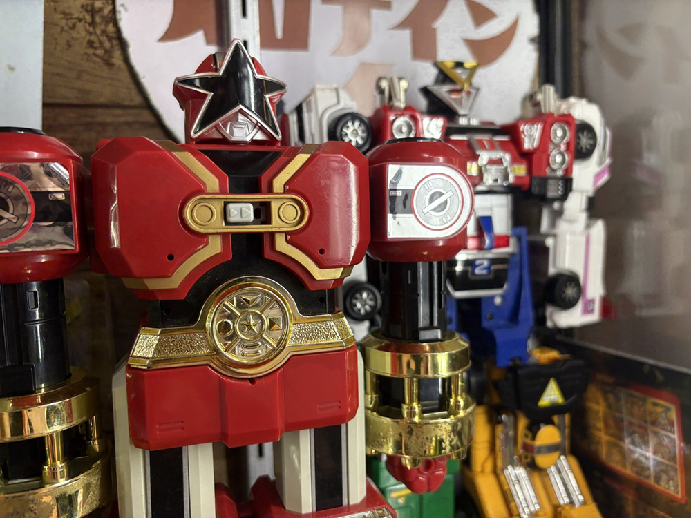 戦隊モノのおもちゃは箱なしでも買取可能？買取価格を上げるコツも！